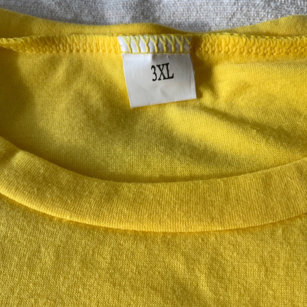 Japanese Anime Yellow T-shirt size 3XL (fits XL) & Handmade Duck Earrings - Picture 7 of 16